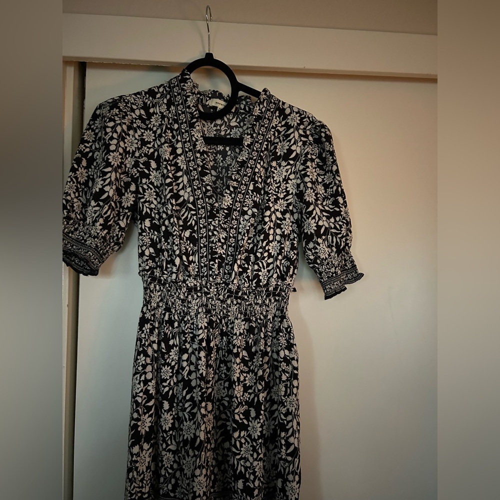 Max Studio Black and White Floral Midi Dress